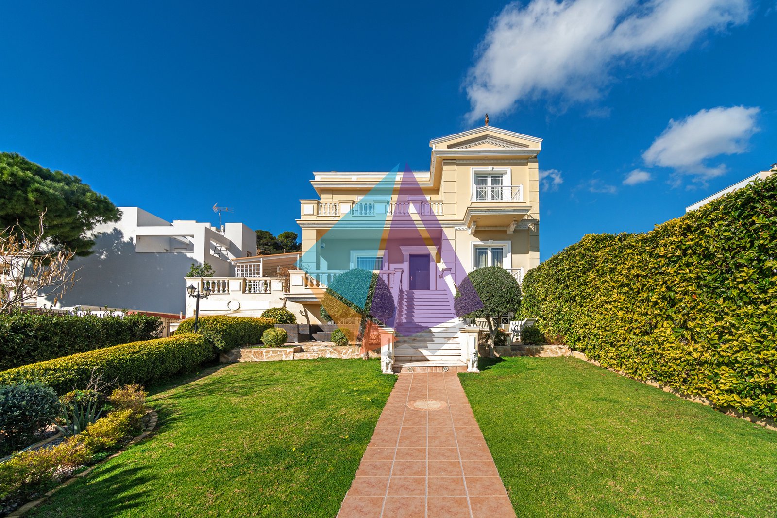 Villa for sale, Lagonisi, Kalivia Thorikou